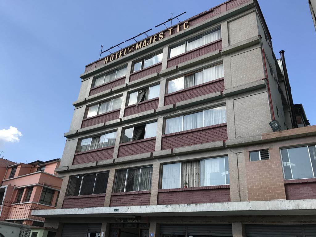 Hotel Majestic キト エクステリア 写真