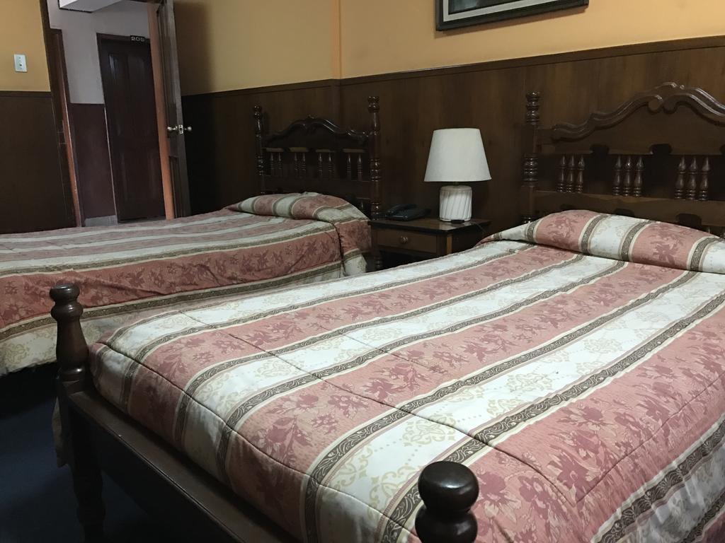 Hotel Majestic キト エクステリア 写真