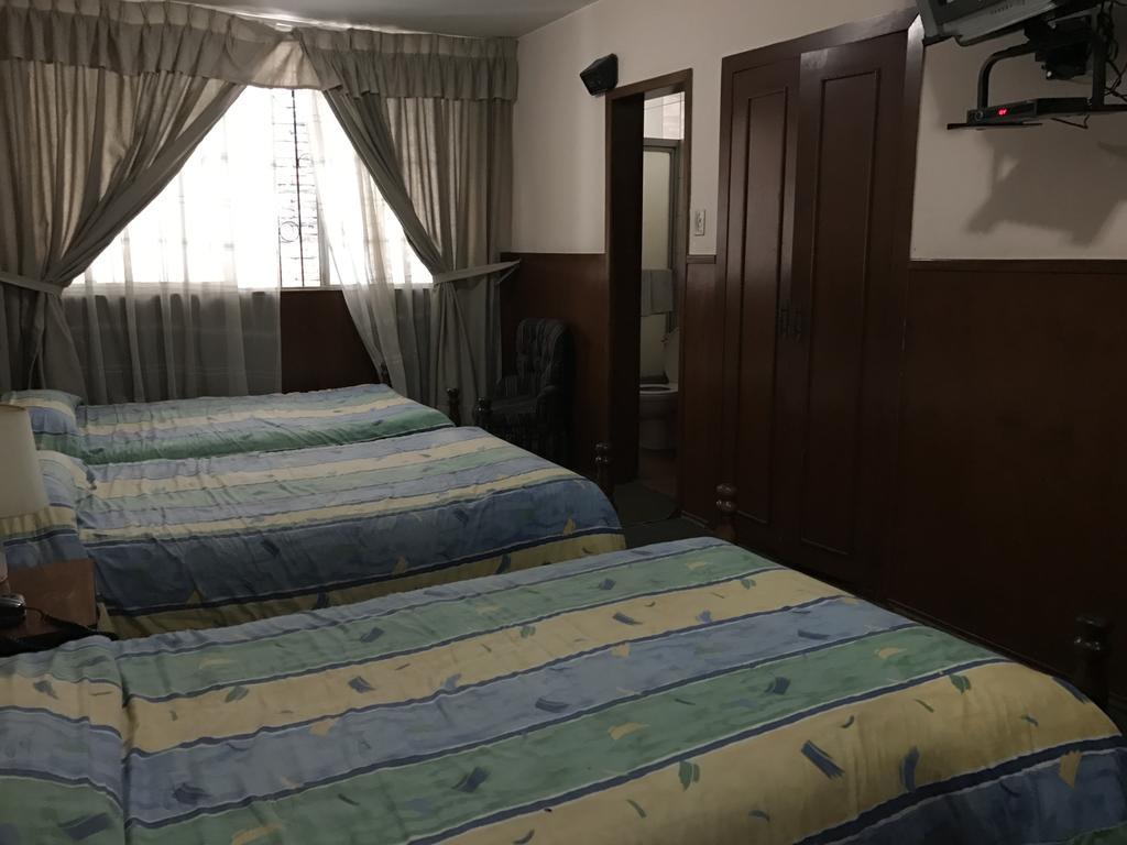 Hotel Majestic キト エクステリア 写真