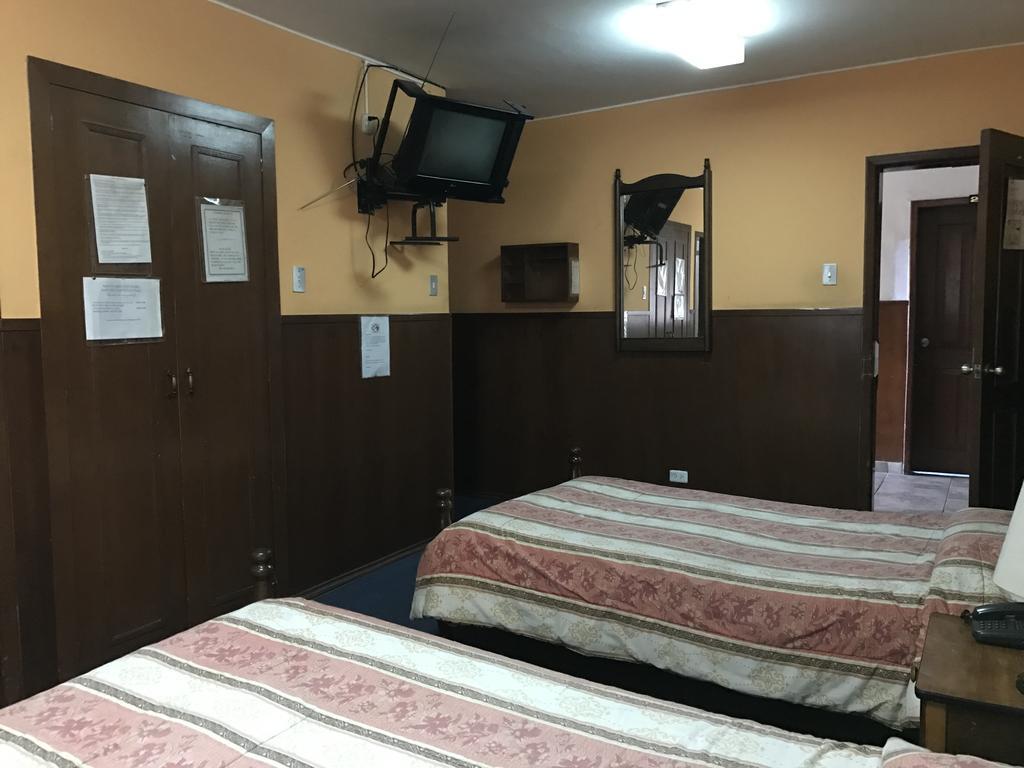 Hotel Majestic キト エクステリア 写真